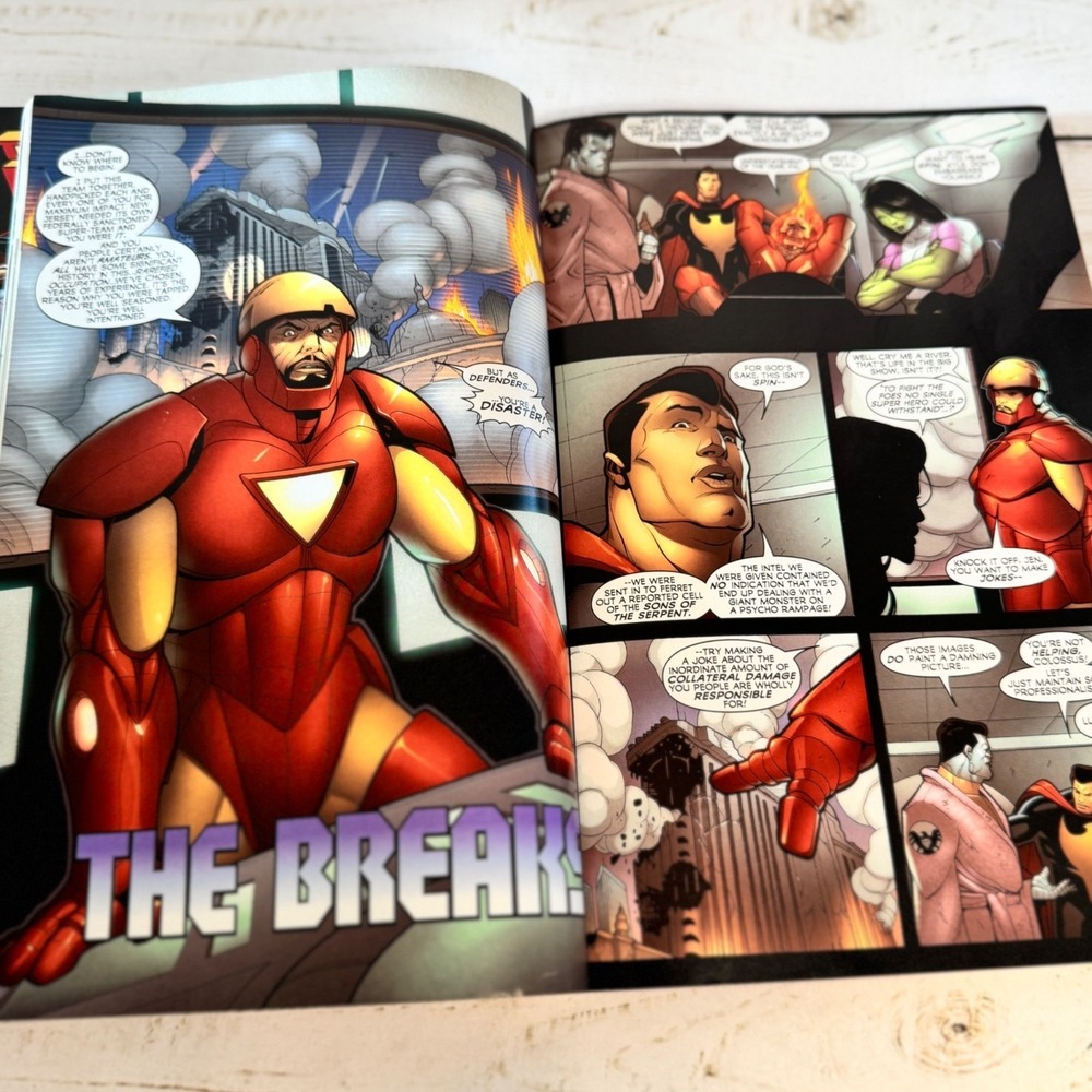 The Last Defenders Marvel Comics TPB Graphic Novel Joe Casey‎ Jim Muniz 2009 - Picture 7 of 7